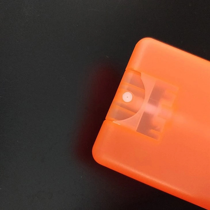 Card Type Spray Bottle